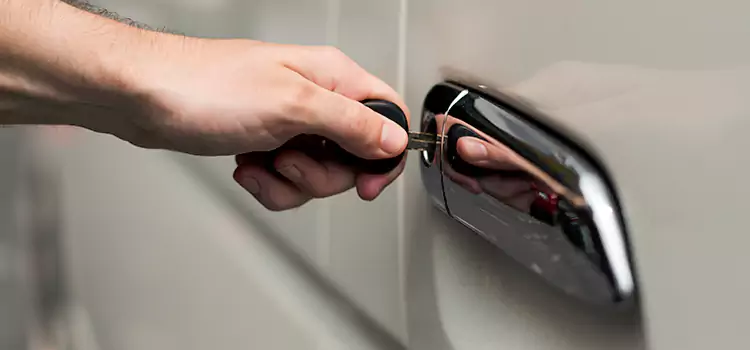 Why Choose Our Auto Locksmith Team in Southbridge, MA?