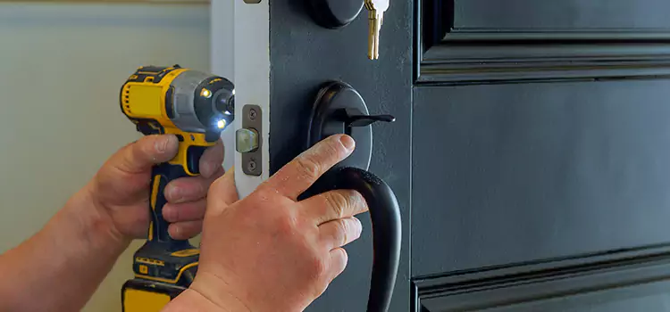Locksmith Emergency Service Southbridge